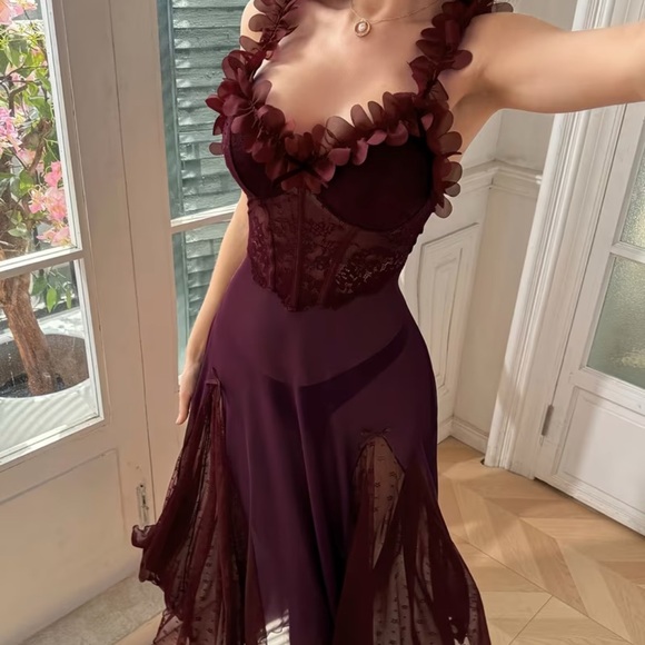 Plunge Floral-Trim Mesh Maxi Dress Nightgown in Deep Burgundy - Picture 2 of 4